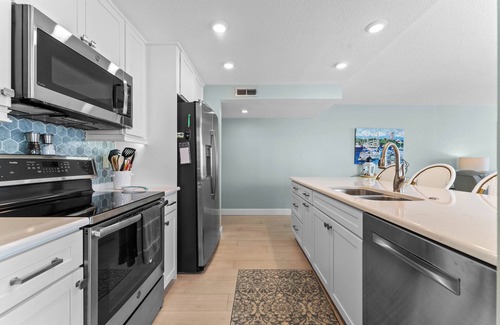 New Smyrna Beach Condominio | Welcome to 619B at Smyrna Beach Club, charming 2-bedroom, 2-bathroom at coveted SBC!