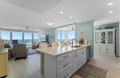 New Smyrna Beach Condominio | Welcome to 619B at Smyrna Beach Club, charming 2-bedroom, 2-bathroom at coveted SBC!