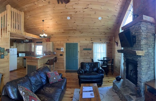 Lake Lure Cabina | Welcome to Bearfoot Cabin