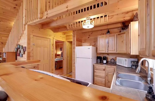 Lake Lure Cabina | Welcome to Bearfoot Cabin