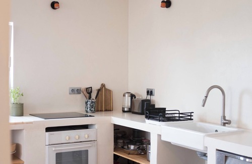 Figueira Apartamento | Welcome to Casa das Escadinhas, a charming oasis in the Algarve. Apt 2-3 Pers