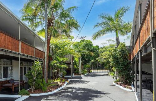 Scarness Apartamento | Welcome to Coconut Palms Unit 8