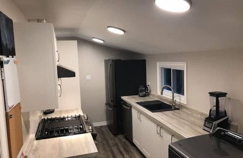 Georgina Casa | Welcome to Cozytown by the Lake