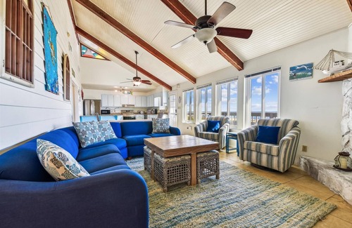 East End Casa | Welcome to Dapper Dolphin!