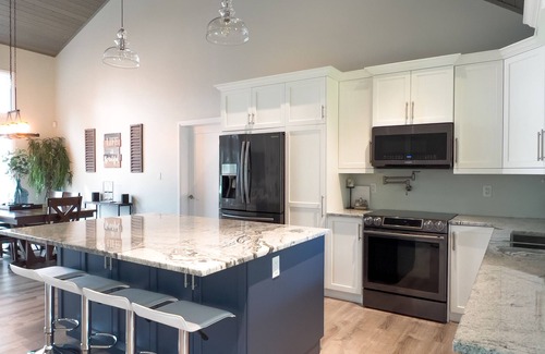 West Arm Casa | Welcome to La Casa Del Lago - Ultimate Private Lakeside Oasis