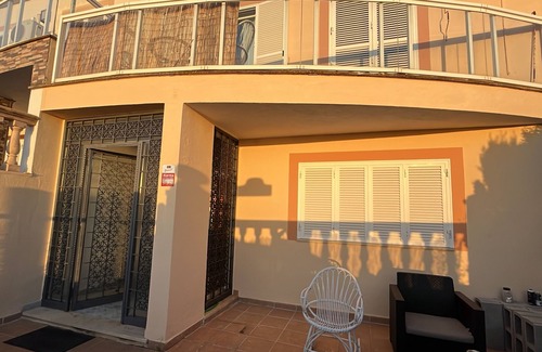 Badia Gran Cama Y Desayuno | "Welcome to Mikytom's Casita, your ideal vacation retreat.