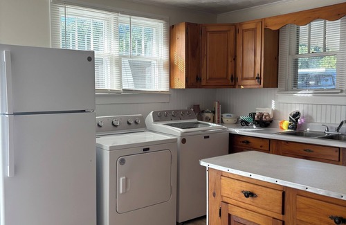 Lynn Garden Casa | Welcome to Mini Meadows, a cozy two bedroom home in the country