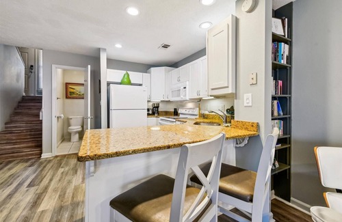 East End Casa | Welcome to Ocean Mile H-4!
