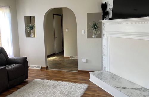 Lansing Casa | Welcome To Our Beautiful Home!