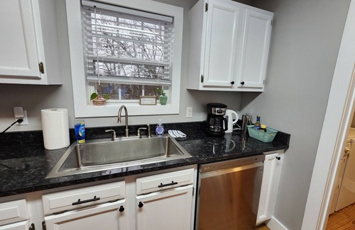 Sweetwater Casa | Welcome to our cozy Price Street cottage in the sweetest town in East, TN.