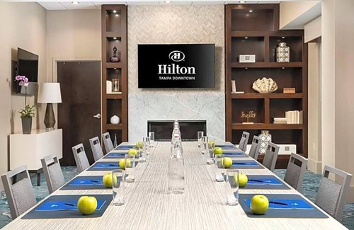Downtown Tampa Apartamento | Welcome to our exquisite hotel, where luxury meets comfort .