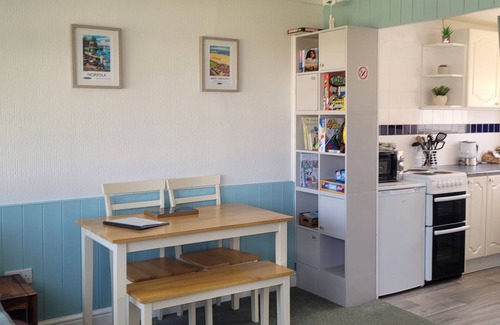 Great Yarmouth Chalet De Esquí | Welcome to our 2 bed chalet on the beautiful Norfolk sunrise coast.