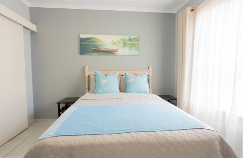 Randpark Ridge Casa | Welcome to Our Luxurious Oasis: Discover Comfort in Our Spacious Guesthouse