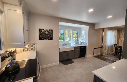 Cheyenne Casa | Welcome to our More on Moore 1936 Remodeled Home w/AC, 4BDR, 2BR sleeps 8