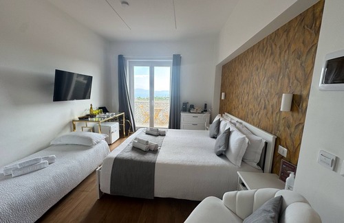 Capodimonte Cama Y Desayuno | Welcome to our oasis of elegance and comfort enjoy the best of Naples!
