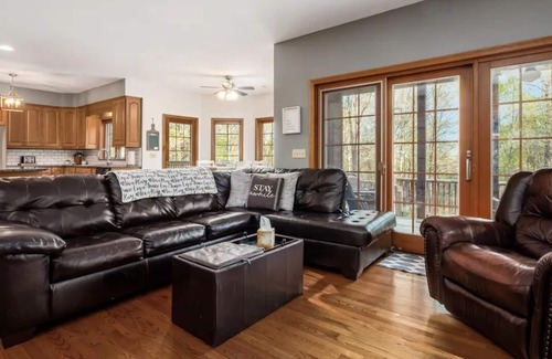 Cambridge Casa | Welcome to our Secluded Retreat Home, near Salt Fork State Park, Cambridge, Ohio