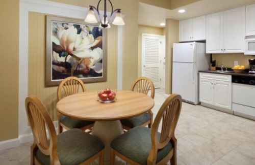 Myrtle Beach Villa | Welcome to our stunning One bedroom, 1.5 bathroom overlooking the beach.