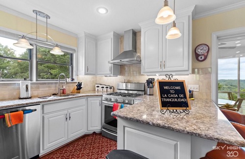 Garfield Casa | Welcome to Owl Hollow Retreat! Stunning mountain and valley views.