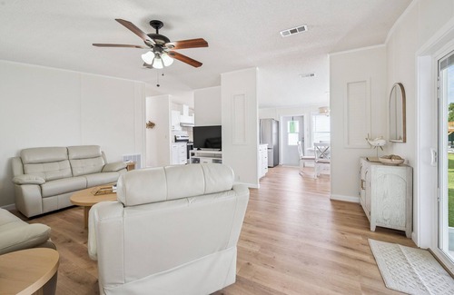 Welaka Casa | Welcome to paradise at Paradise Cove!