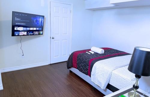 Innisfil Apartamento | WELCOME TO PREMIUM LIVING PLACE/2 BEDROOMS SUITE