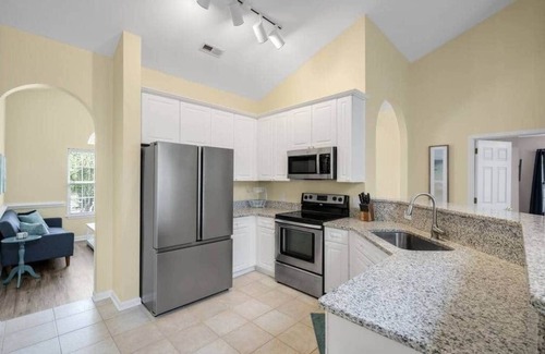 Caswell Beach Casa | Welcome to Seashells and Sandtraps! The Perfect Oak Island Home w/ Golf Cart!