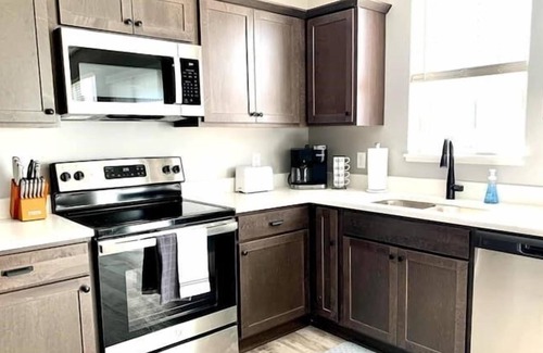 Mankato Casa | Welcome to Serenity - Spacious 4-bedroom townhome in Mankato minutes from MSU