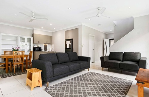 Scarness Casa | Welcome to Stars on Torquay