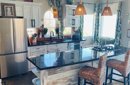 Farmer's Hill Casa | Welcome to Sugary Sands – a beautifully decorated home on a wide secluded beach!