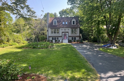 Rye Casa | Welcome to The Beach Hideaway at Jenness Beach, 4 bdr, 2 bath , sleeps 10