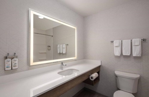 Canyon Park Casa | Welcome to the beautiful fully renovated room !
