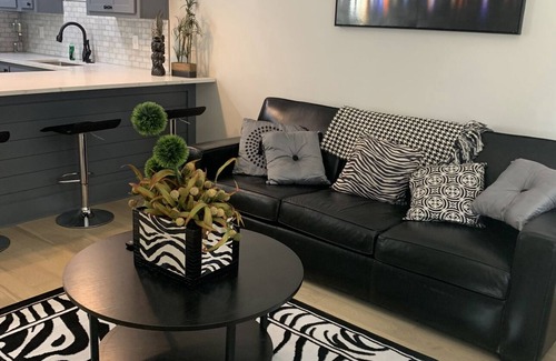 University District Casa | Welcome to The Blue Butterfly