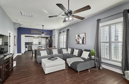 Troy Casa | Welcome to the "Blue House on Boone"