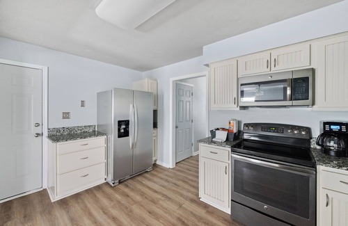 Cottage Line Casa | Welcome to the Captain's Quarters, a 4 BR luxury furnished monthly rental.