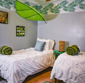 Port Saint Lucie Casa | Welcome to the Cottage: A Home Away from Home