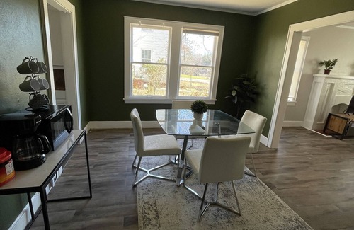 Highland Historic District Casa | WELCOME TO THE DELIGHTFUL DALZELL!