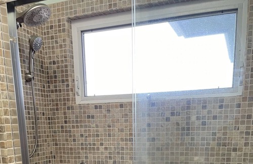 Pauwela Apartamento | Welcome to the Dolphin Studio + 1 bathroom with Wifi