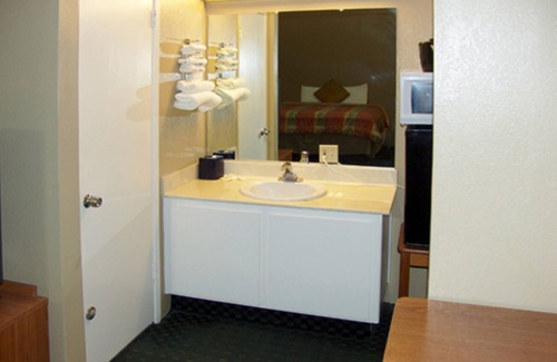 Taft Hotel | Bienvenido a la habitación doble de Holland Inn Suites