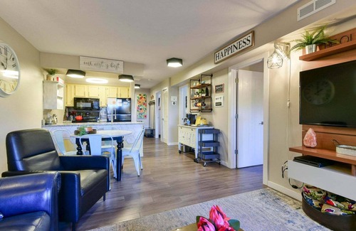 Notch Estates Condominio | Welcome to the Honeybee Hideaway Unit 1