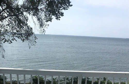 Isle Casa | Welcome to the Lake