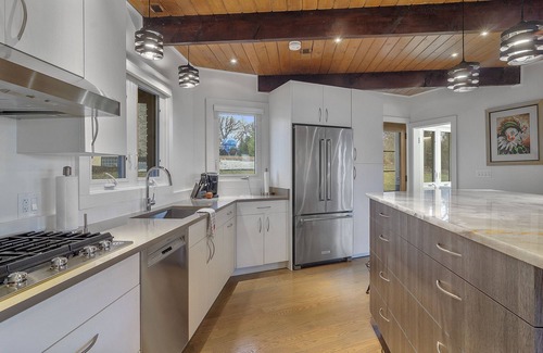 Bloomingdale Casa | Welcome to the Tree House. 4 bed 3 bath private home