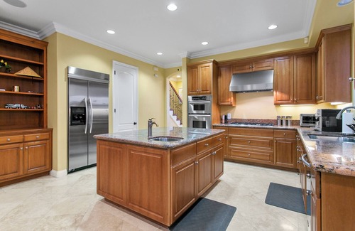 Huntington Beach Casa | Welcome to the Extraordinary 6th on the Beach Beach-House in Huntington Beach