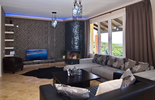 Notos Villa | Bienvenido a Mediterranean View