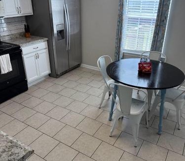 Cartersville Casa | Welcome To This 4BR Getaway Near LakePoint Sports