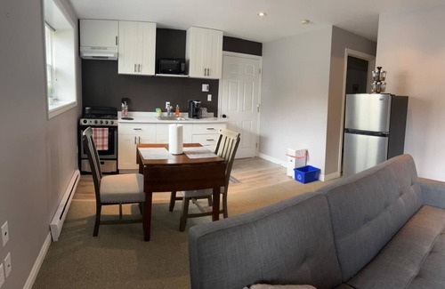 Saint John Apartamento | Welcome to this beautiful cozy and peaceful unit at the heart of East Saint John