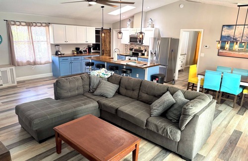 Spring Hill Casa | Welcome to My beautiful 3 Bedroom 2 Bathroom Pool heated Home