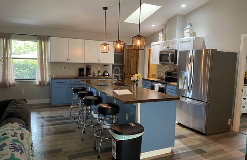 Spring Hill Casa | Welcome to My beautiful 3 Bedroom 2 Bathroom Pool heated Home
