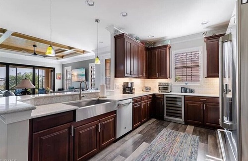 Naples Casa | Welcome to this Endearing Naples Home!