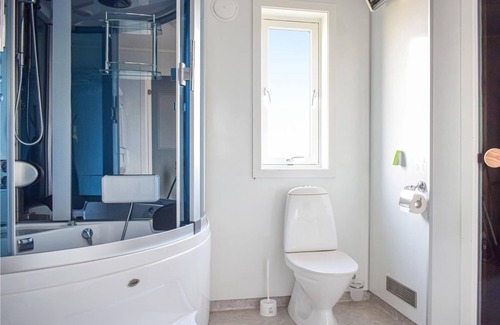 Hervik Casa | Alojamiento de 4 habitaciones en Nedstrand