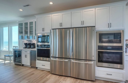 North Topsail Beach Casa | Welcome to Paradise NEW Incredible 9 BR Ocean Front S 37 Pool+HOT TUB+Tikki BAR!
