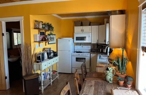 Merrickville-Wolford Cabaña | Welcome to "Vista Del Rio"